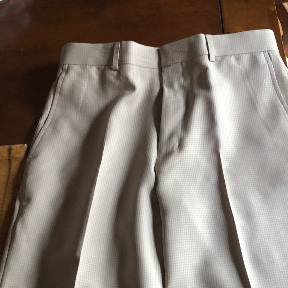 Men’s Walter Hagen golf shorts